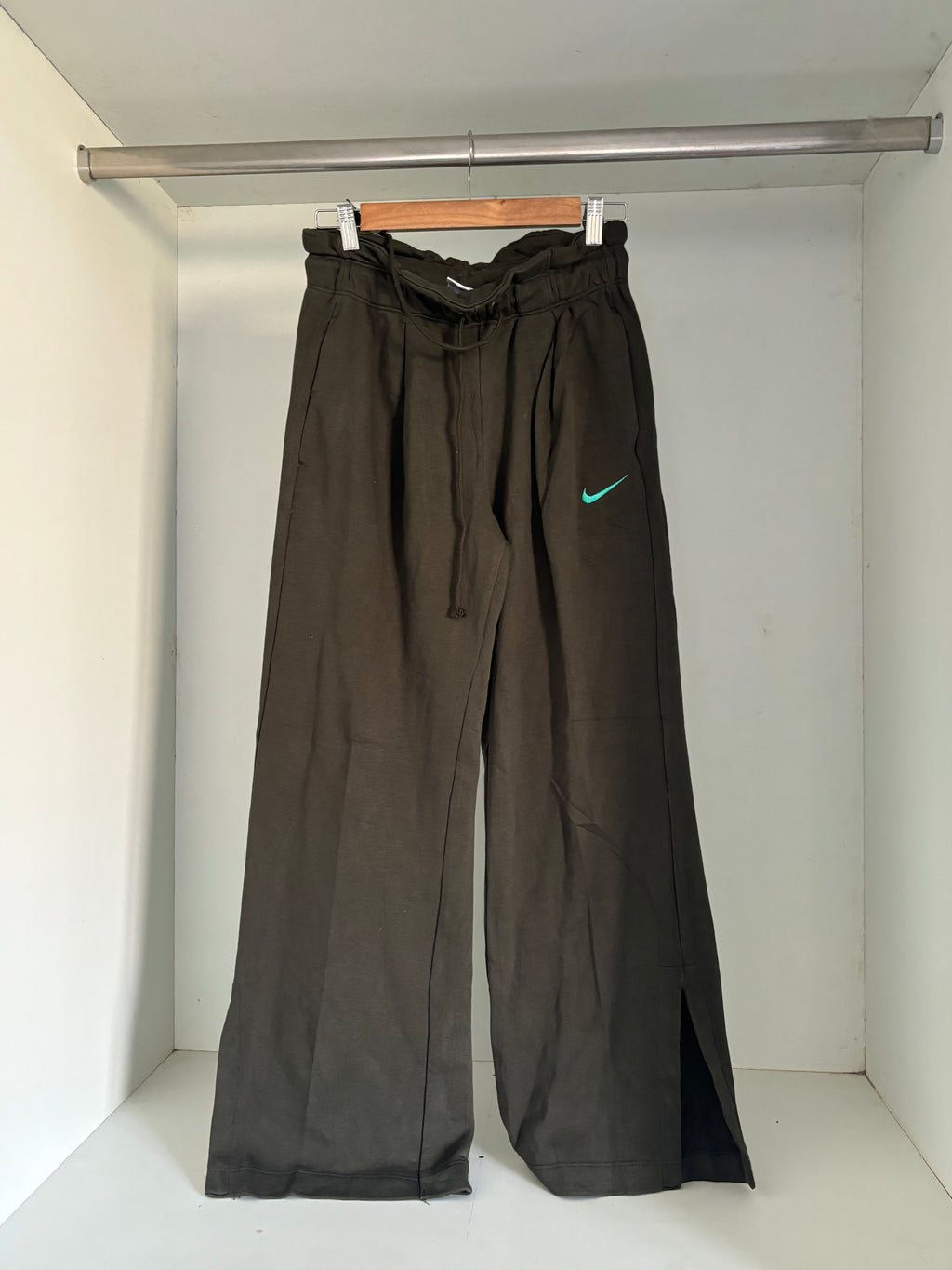 Nike joggers