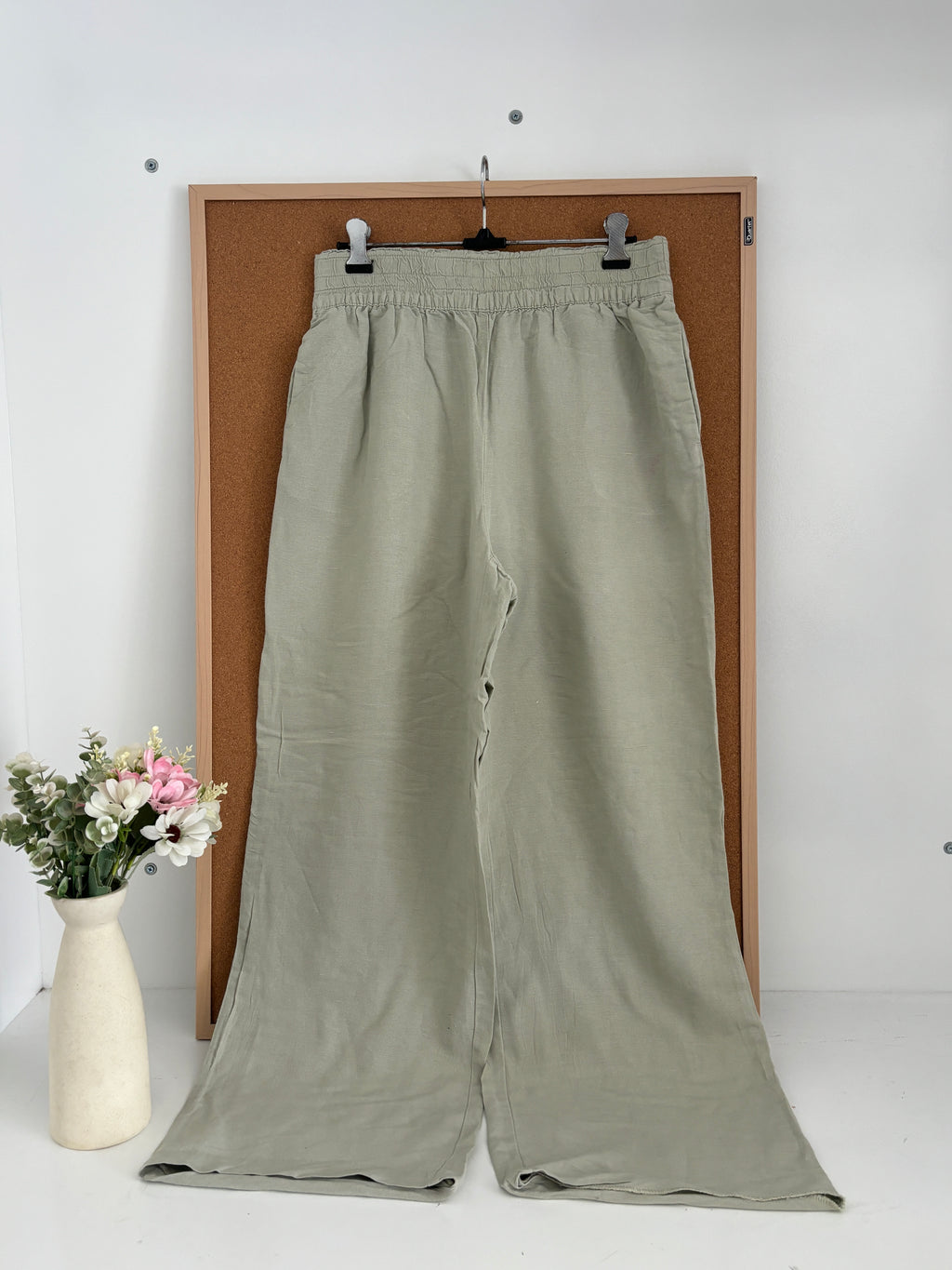 Pistachio Linen trousers