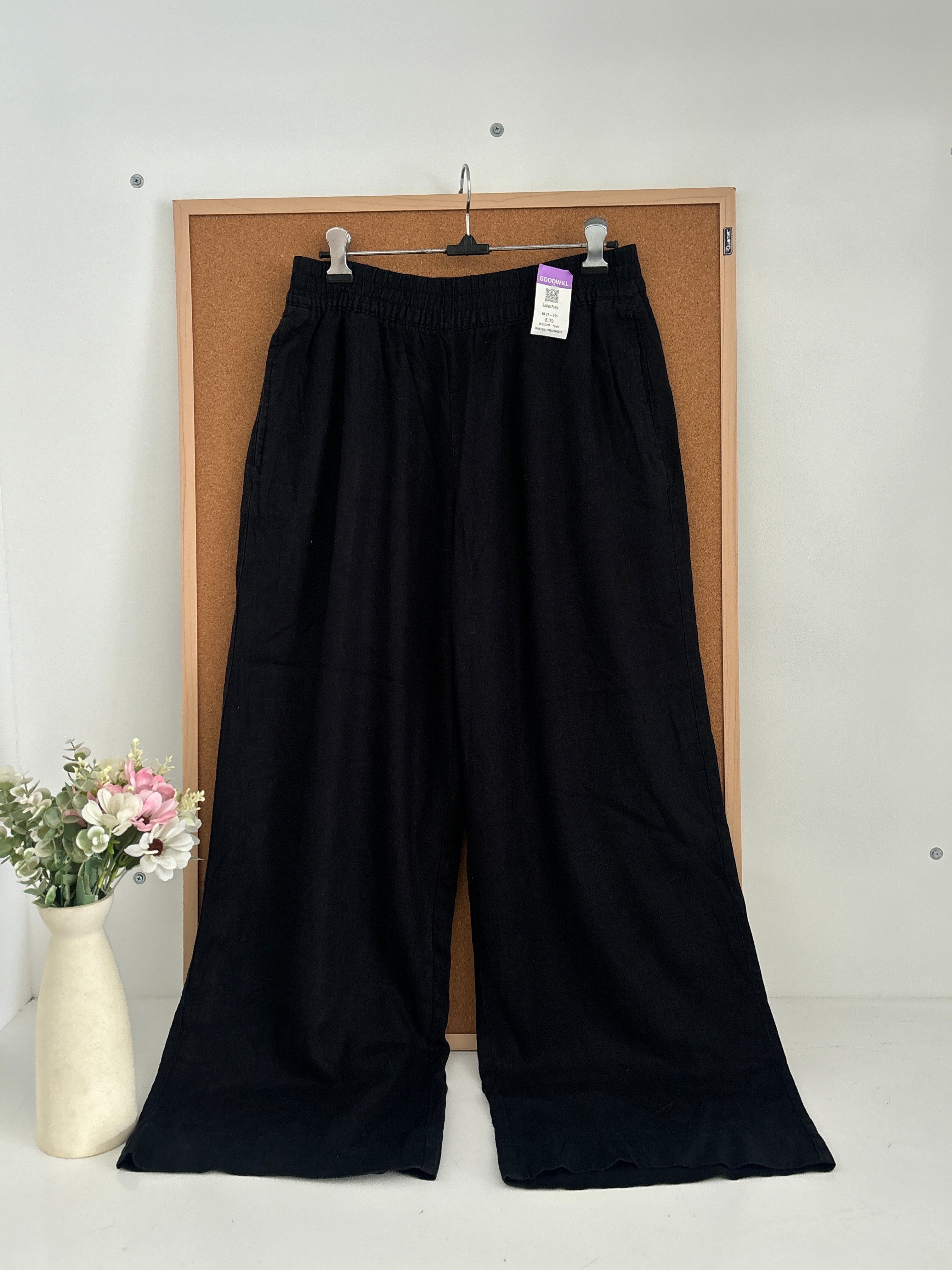 Black linen trouser