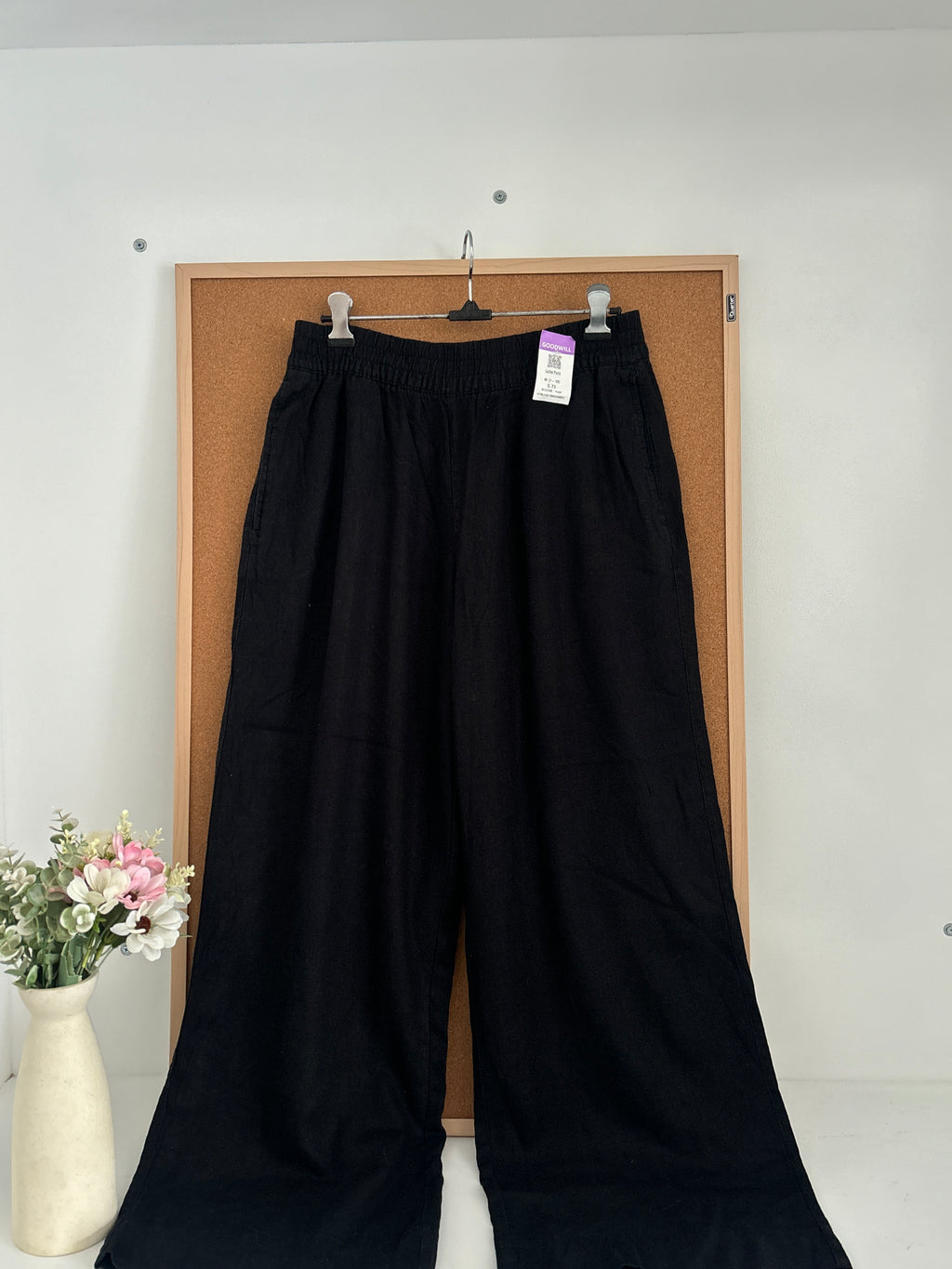 Black linen trouser