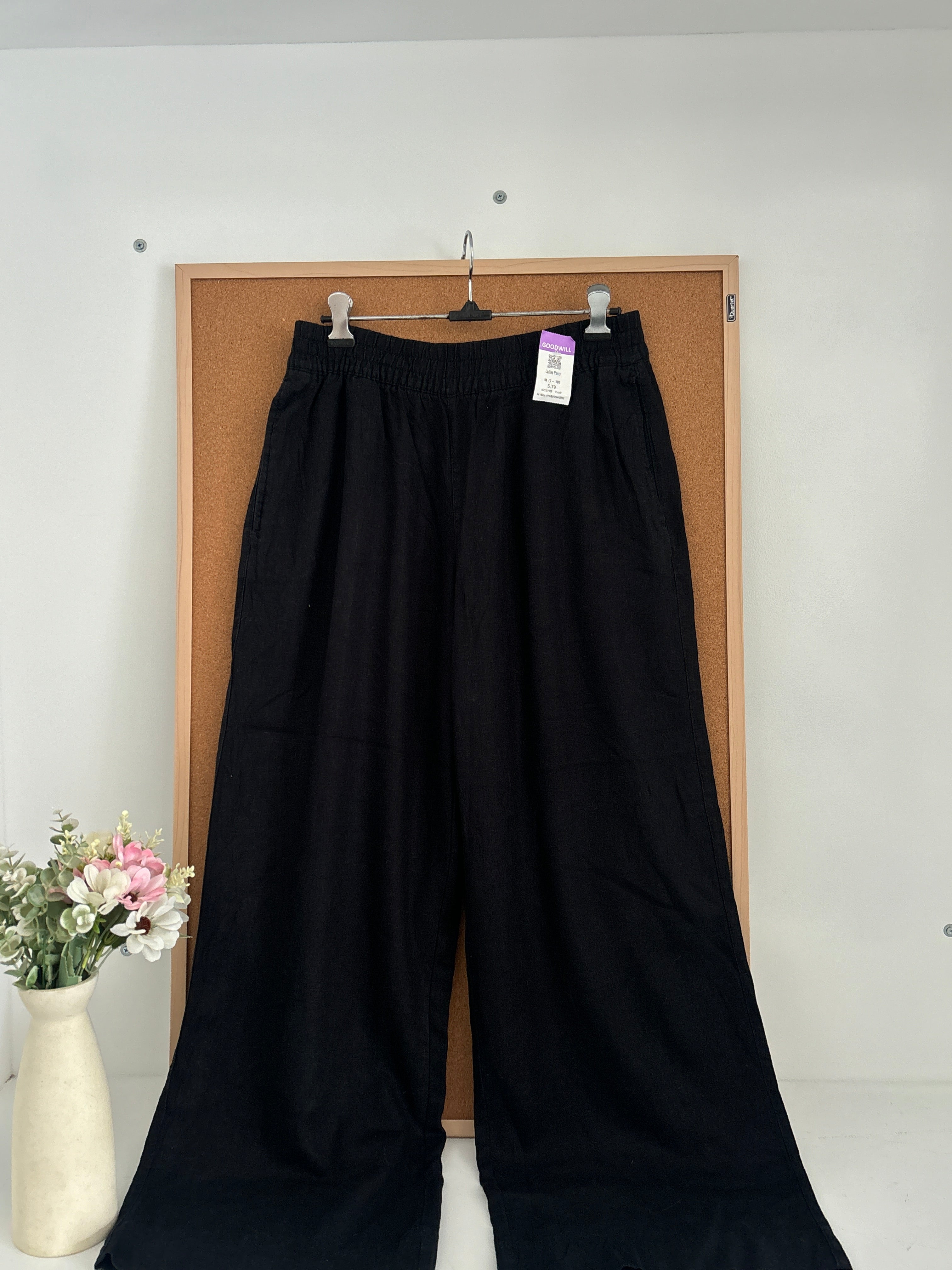 Black linen trouser