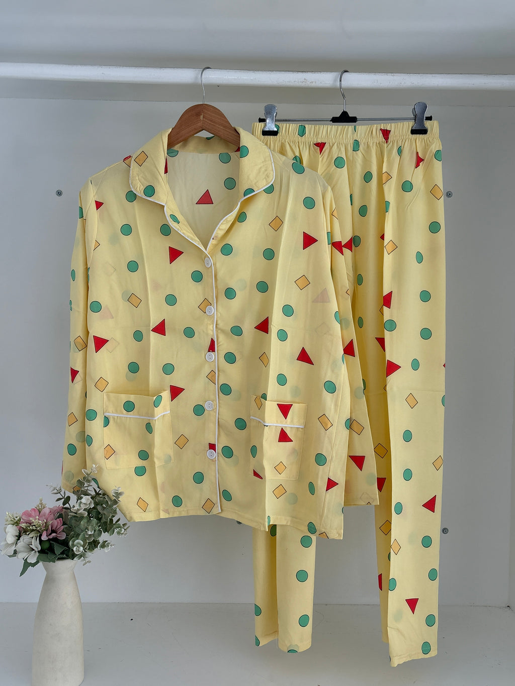 geometric confetti print ✨