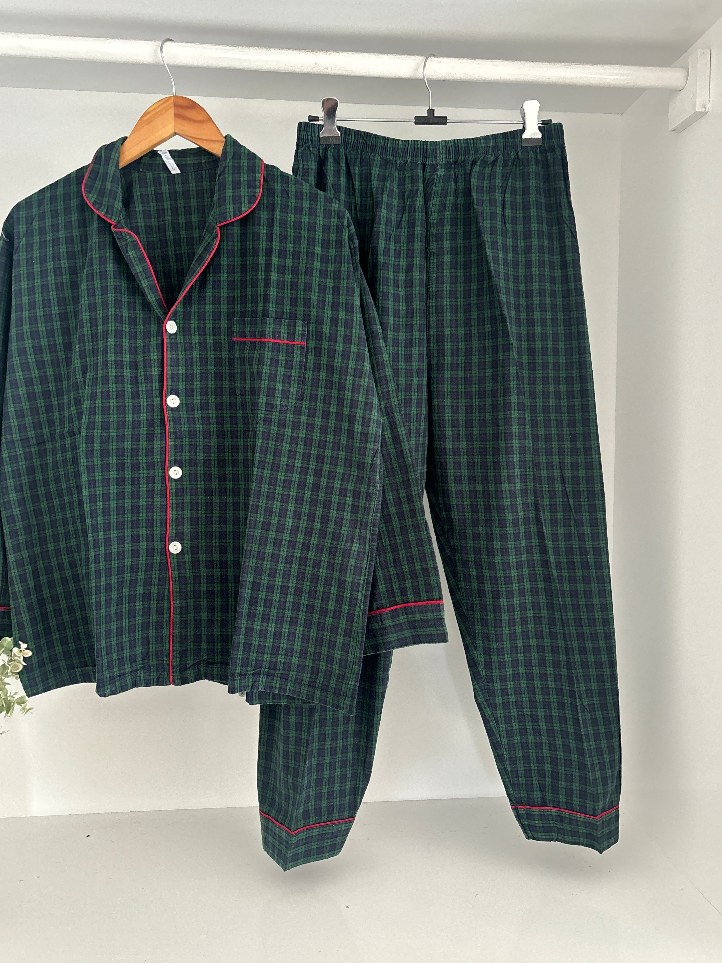 Plaid pj