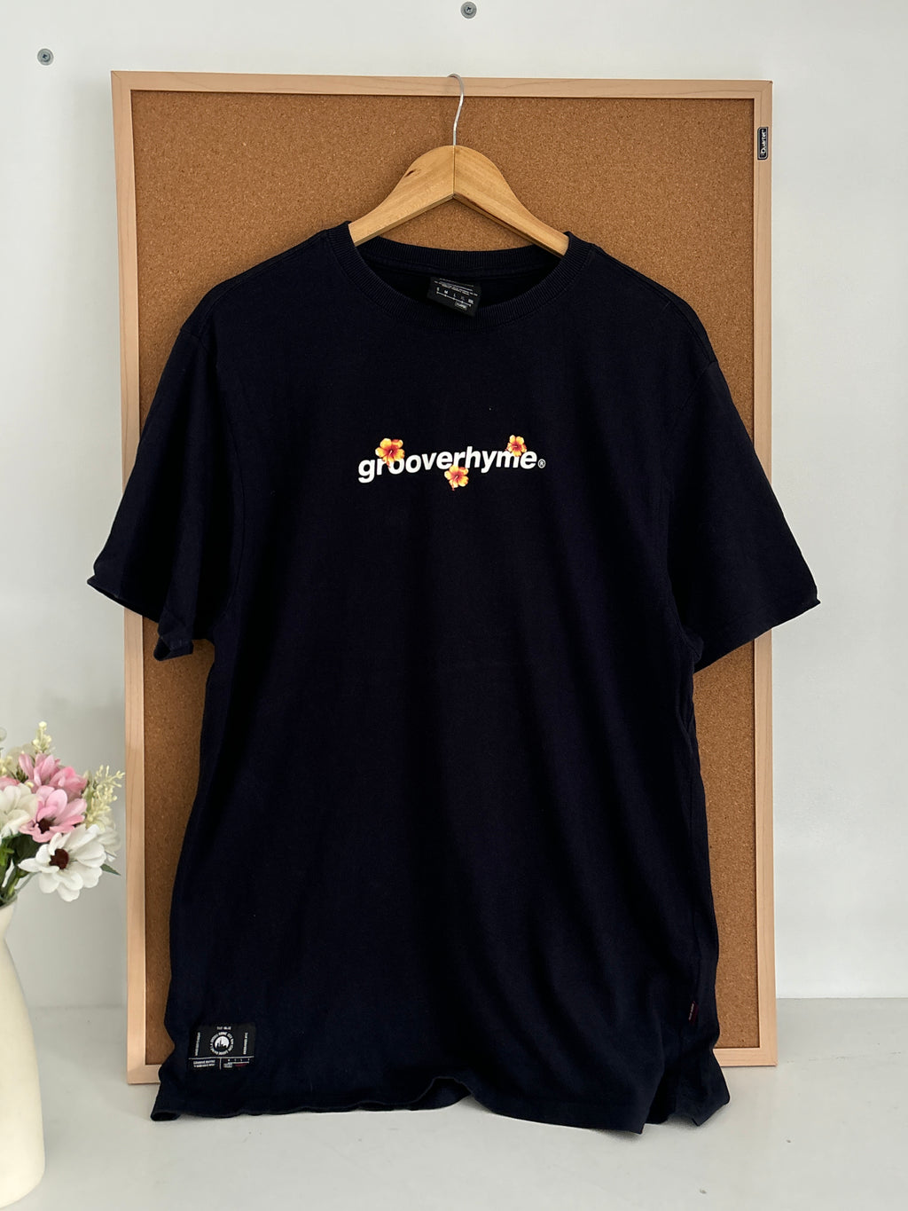 Groove-rhyme T-shirt