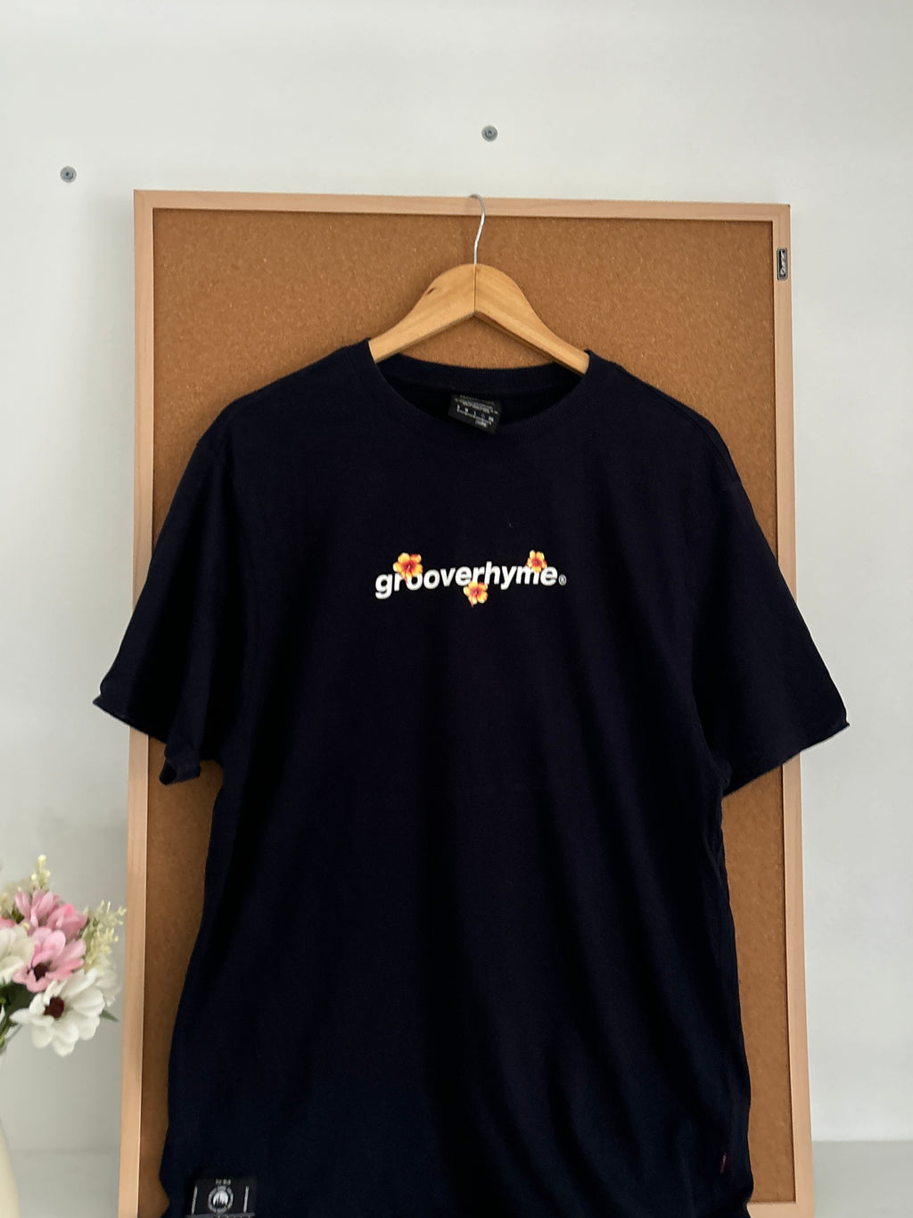 Groove-rhyme T-shirt