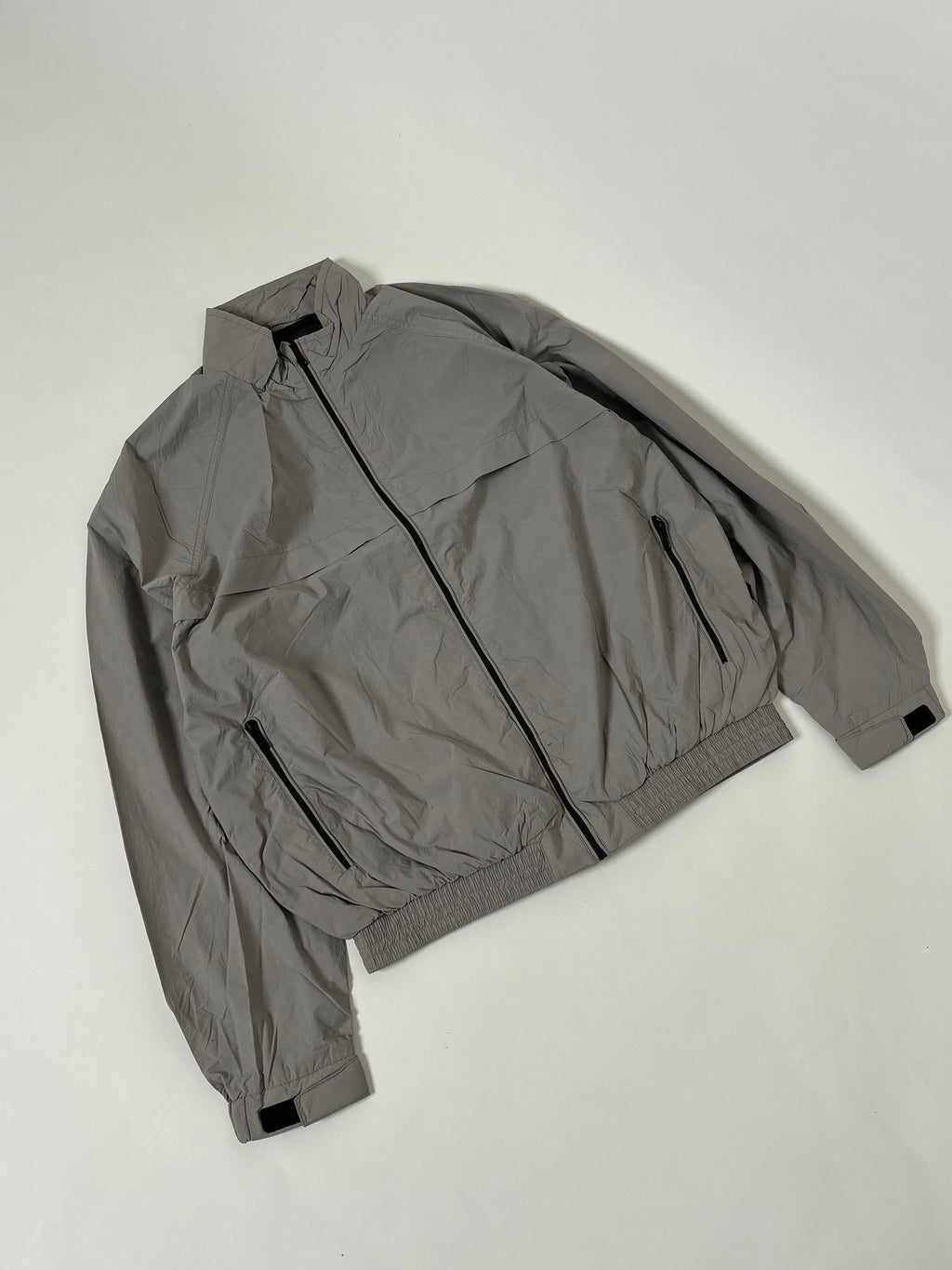 Minimal jacket