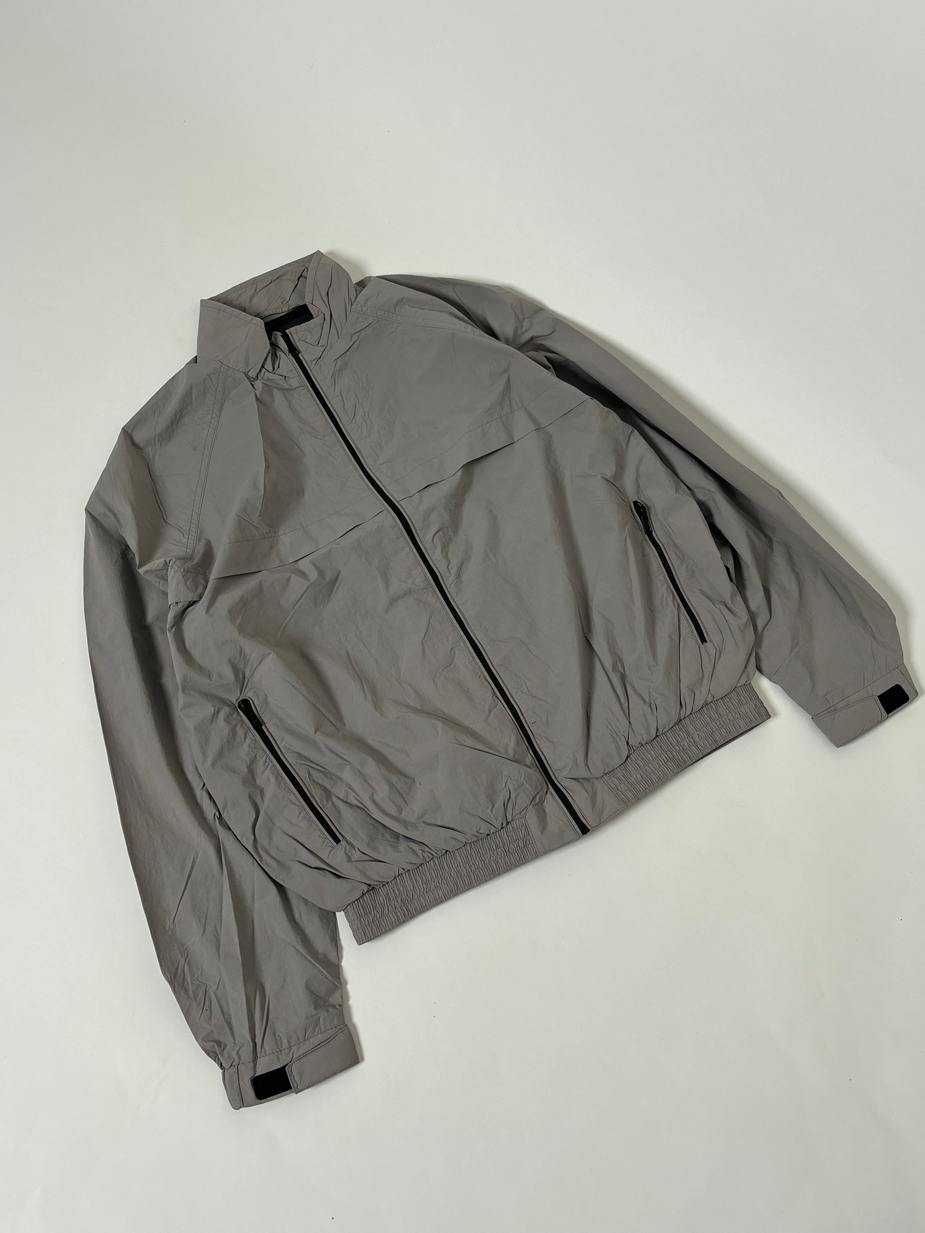 Minimal jacket