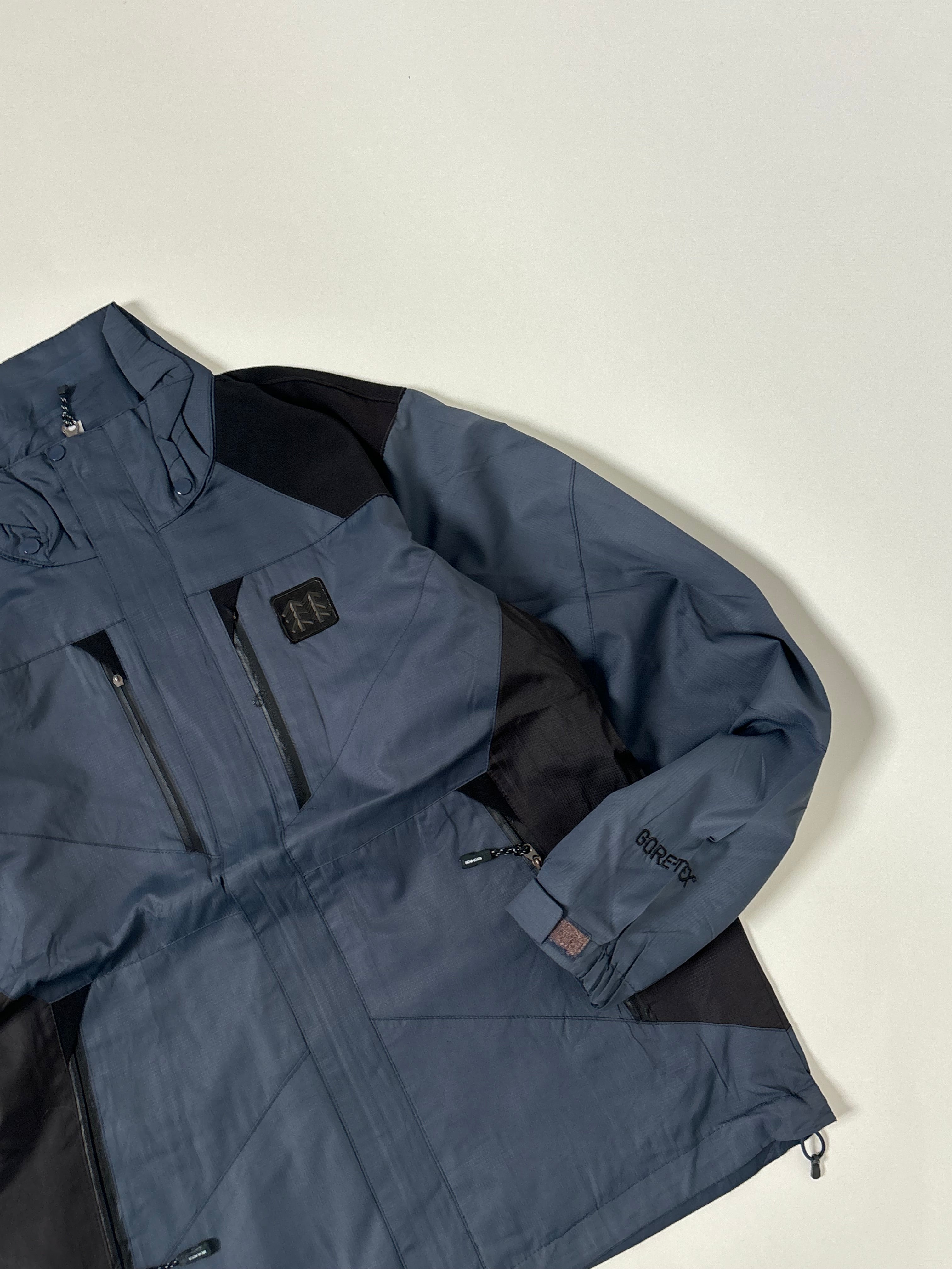 PERTEX GORE-TEX JACKET