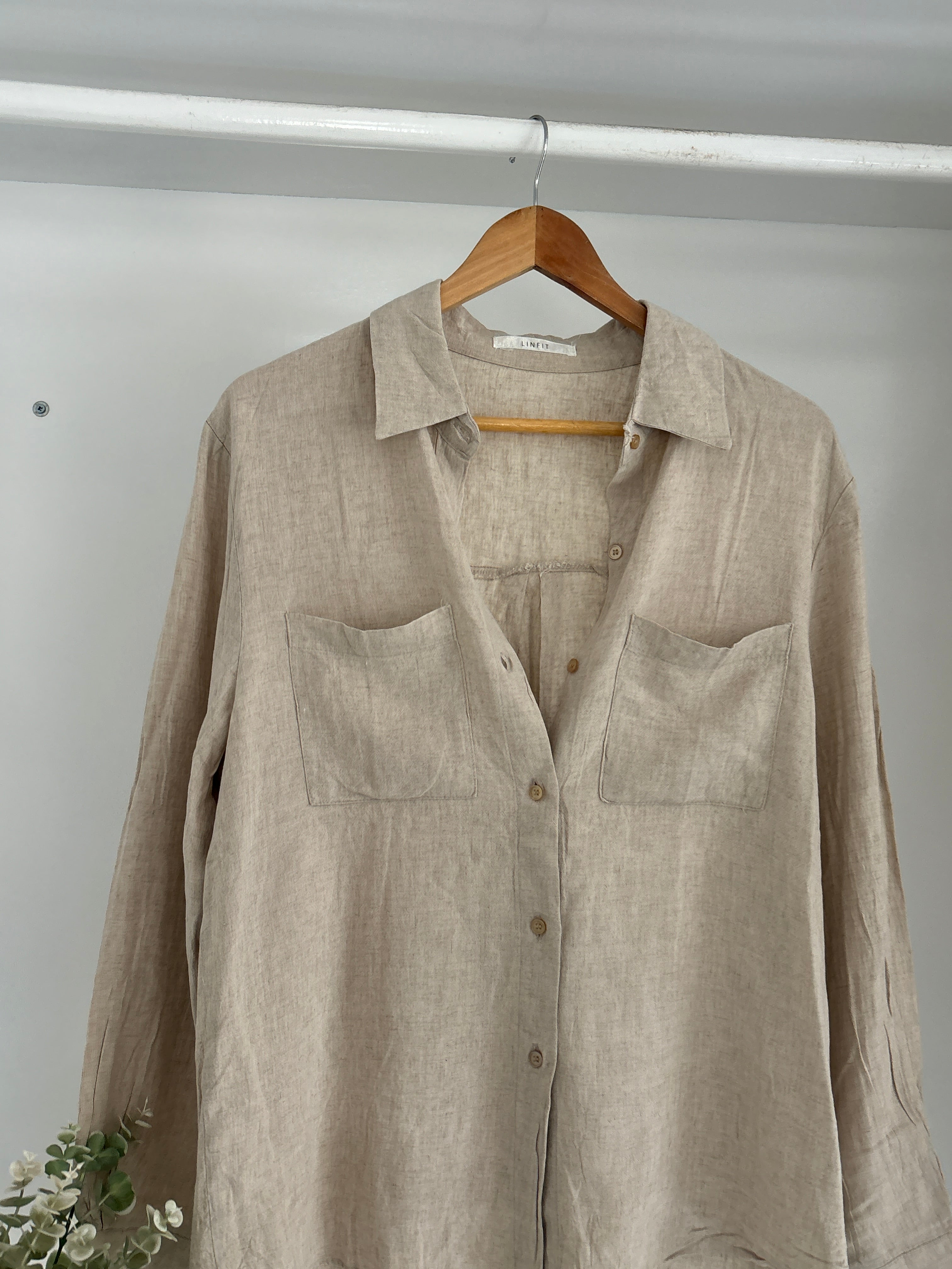 linen shirt
