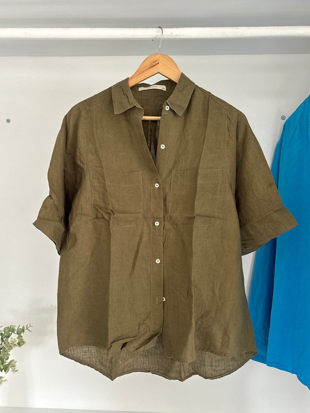 linen shirt