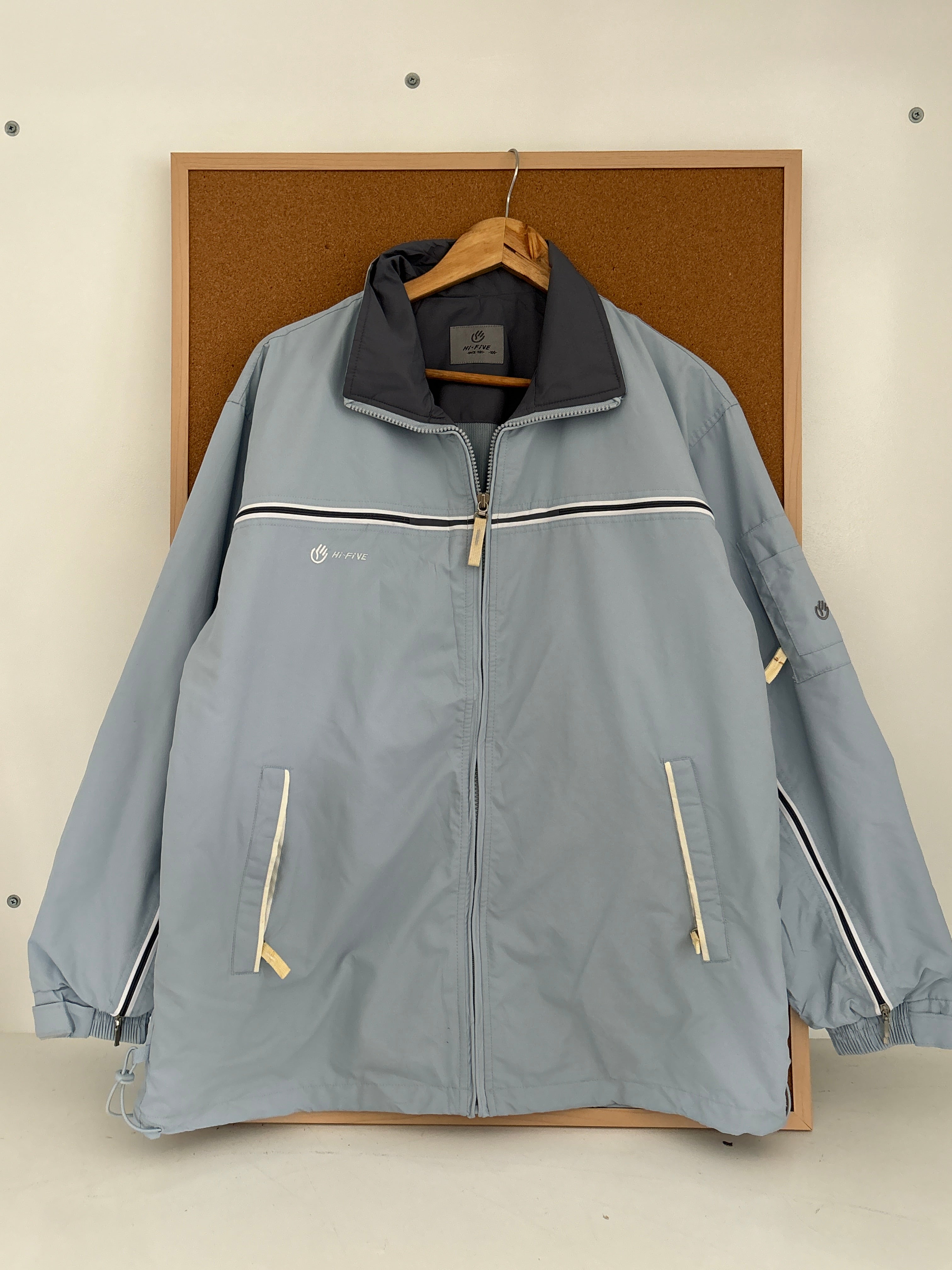 HI-FIVE jacket