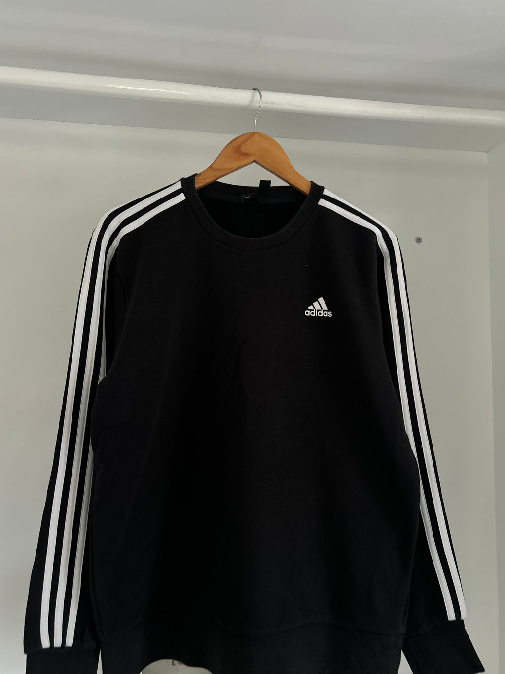 Adidas Sweatshirt