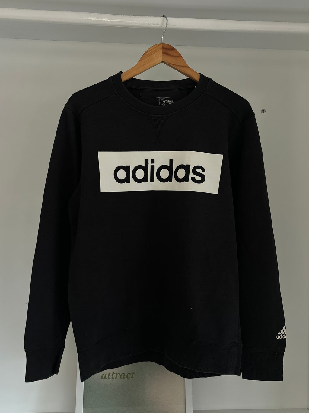 Adidas Sweatshirt