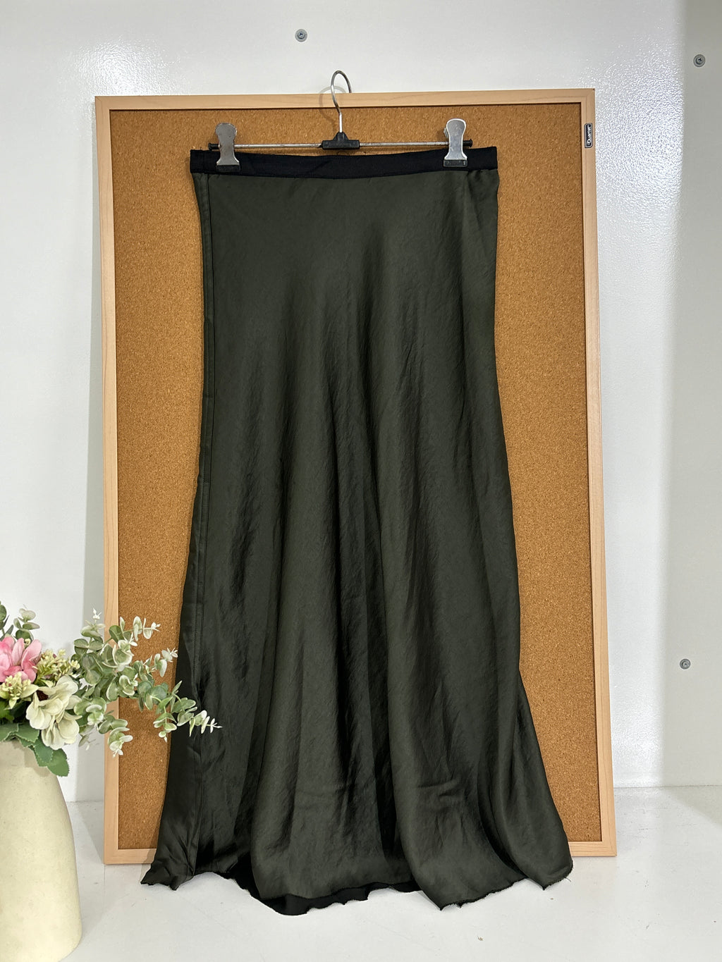Satin skirt
