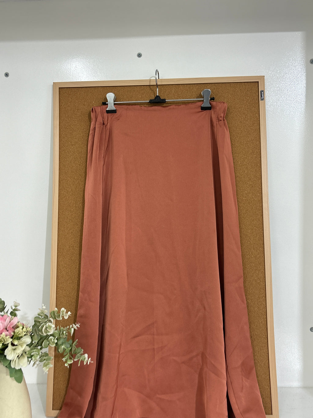 Satin skirt
