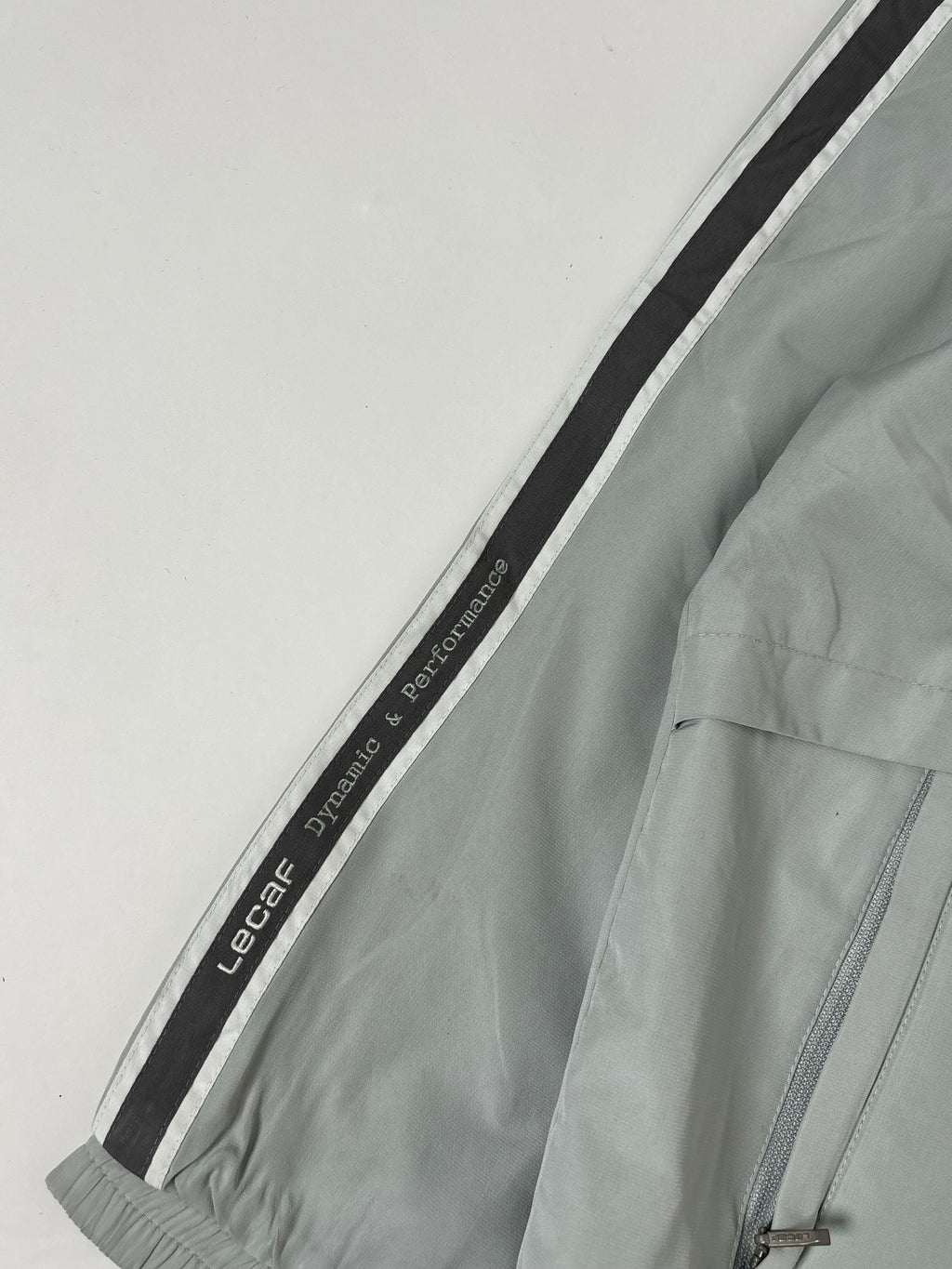 Le Caf performance windbreaker