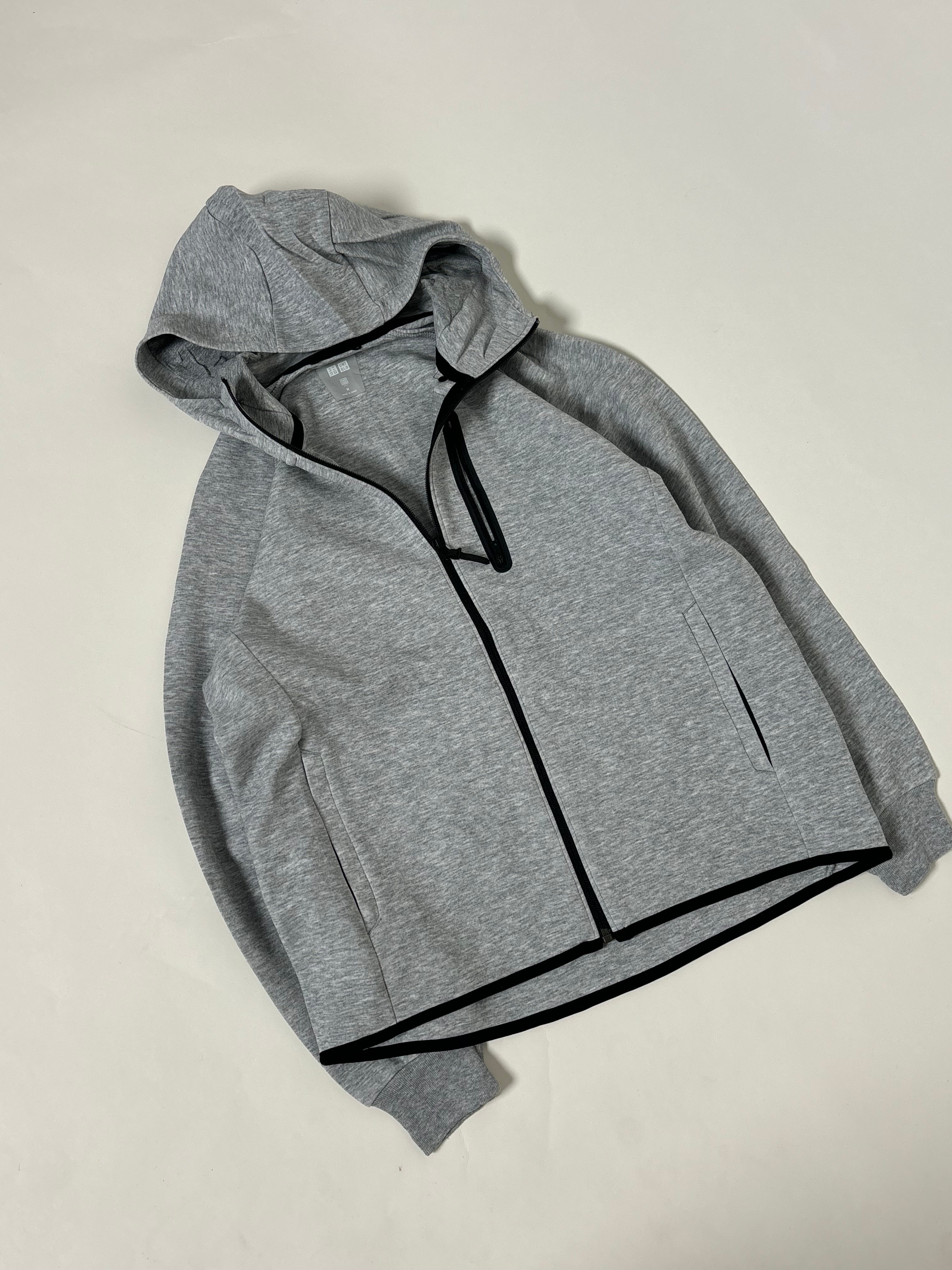 Uniqlo hoodie