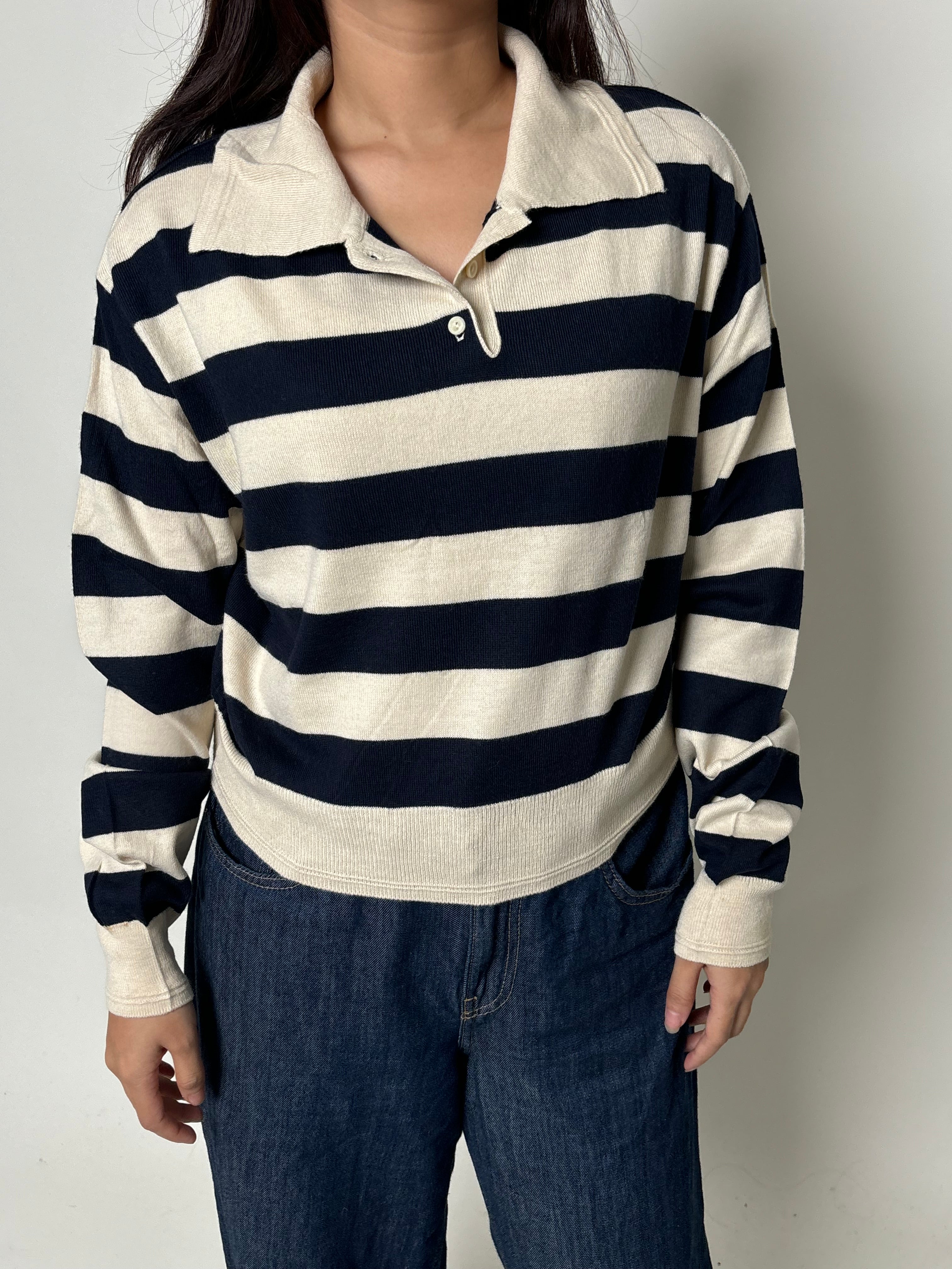 Half buttoned sweater