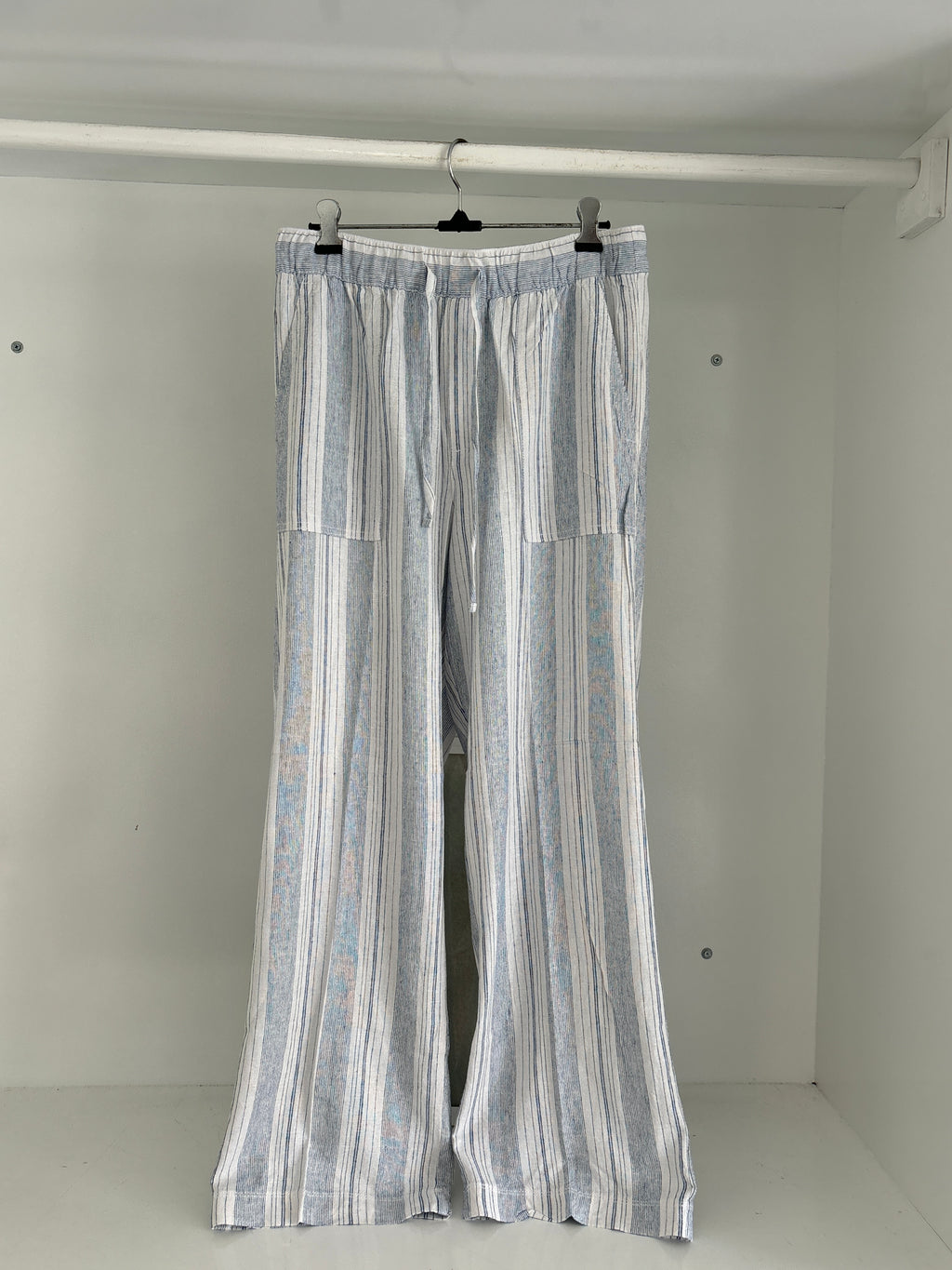 Striped linen trouser