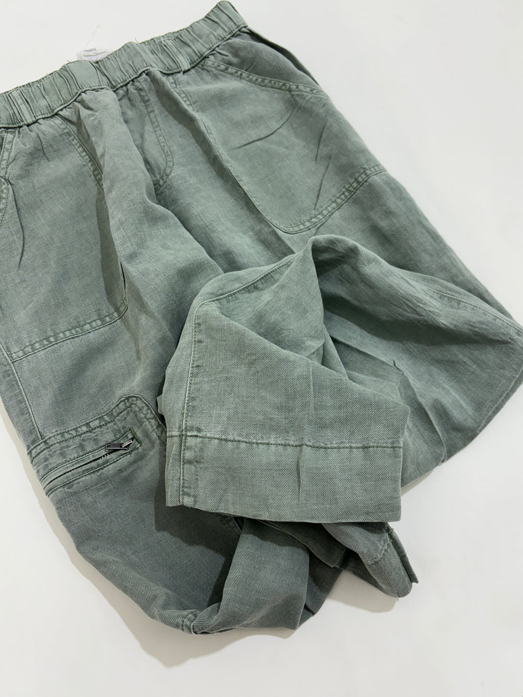 Green linen trouser