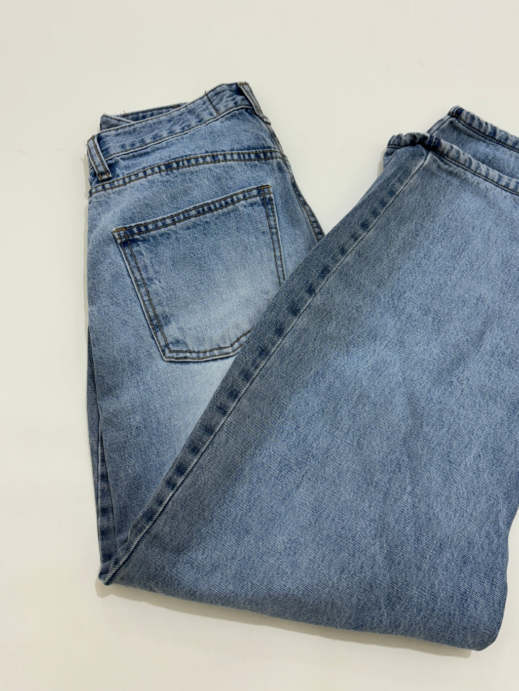 Highwaisted baggy jeans