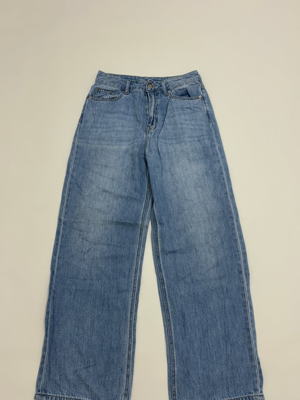 Highwaisted straight fit jeans