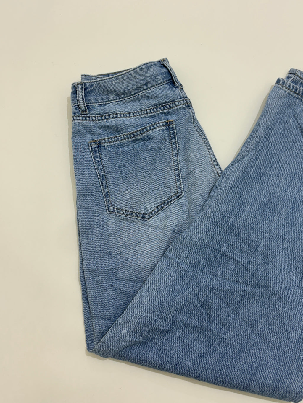 Highwaisted straight fit jeans
