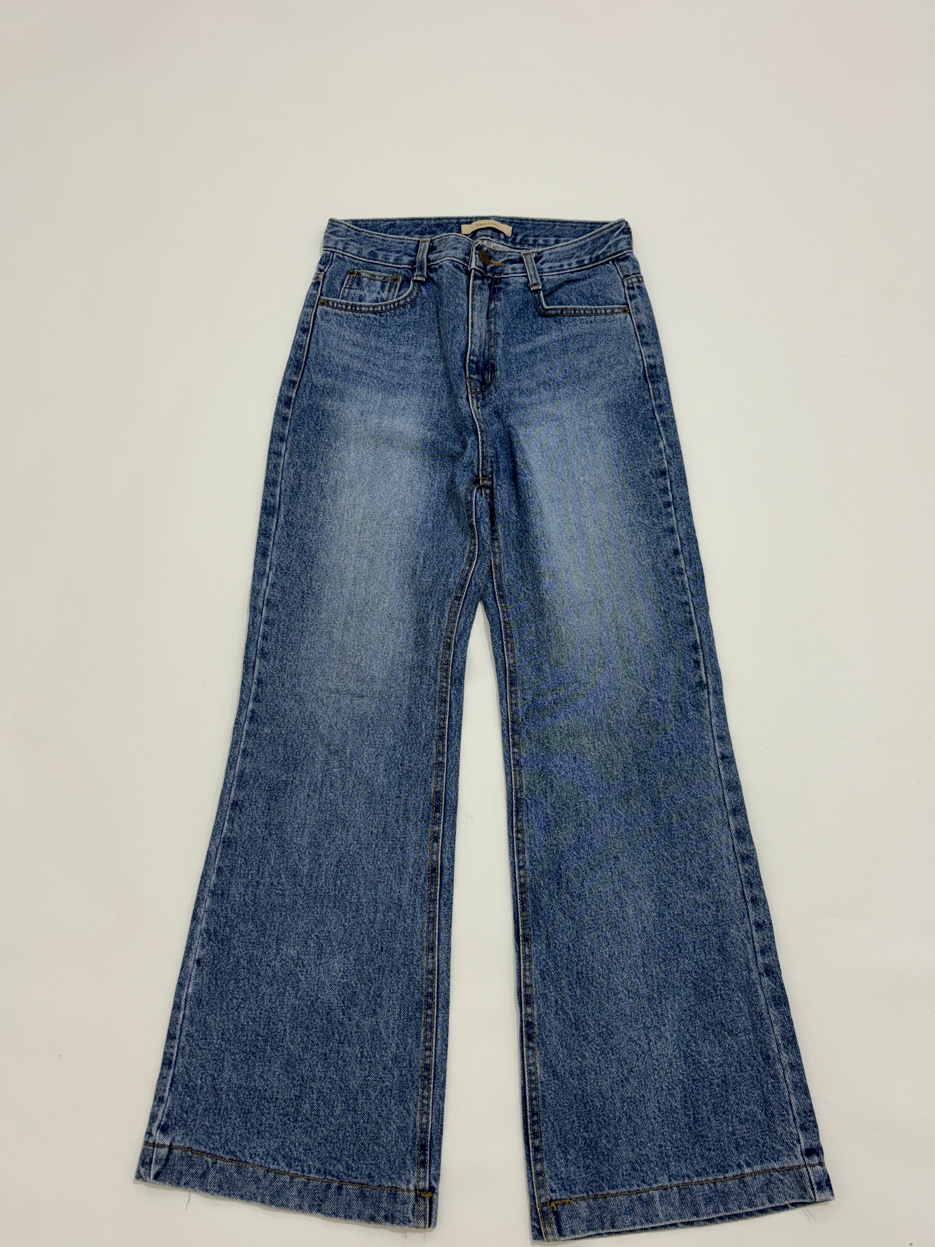 Highwaisted bootcut jeans