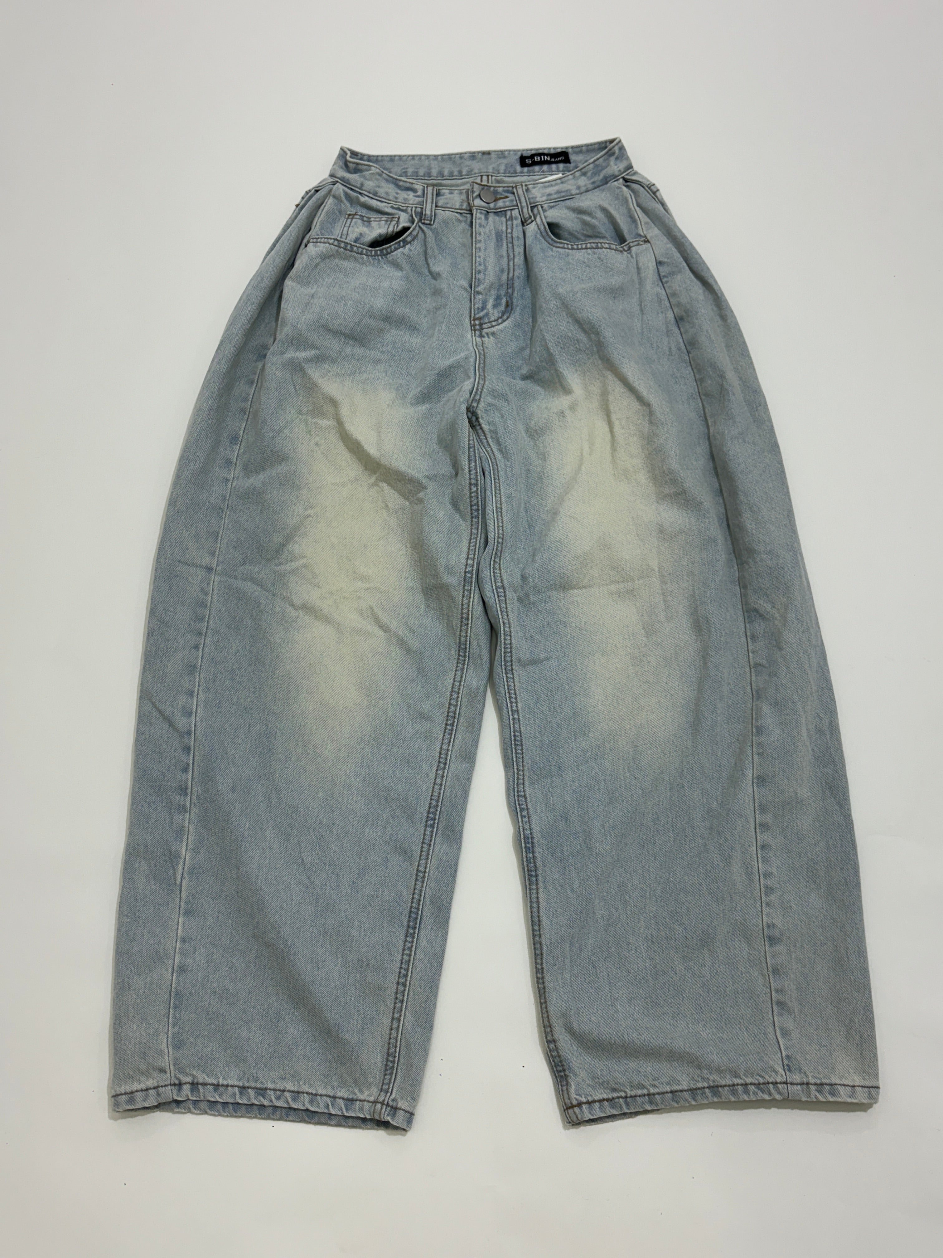 Highwaisted baggy jeans