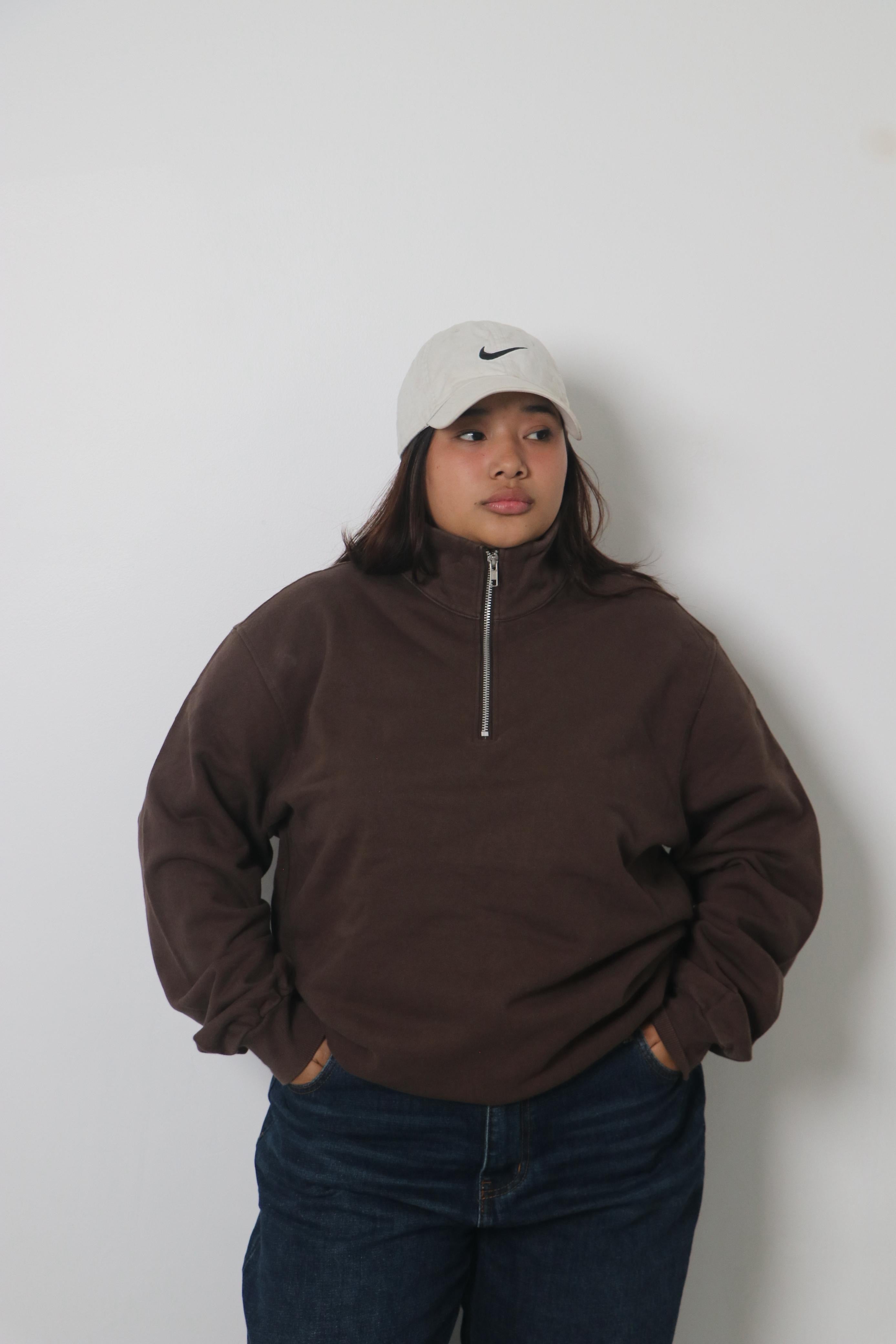 Half-zipper sweatshirt